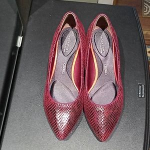 Rockport Total motion high heel shoes